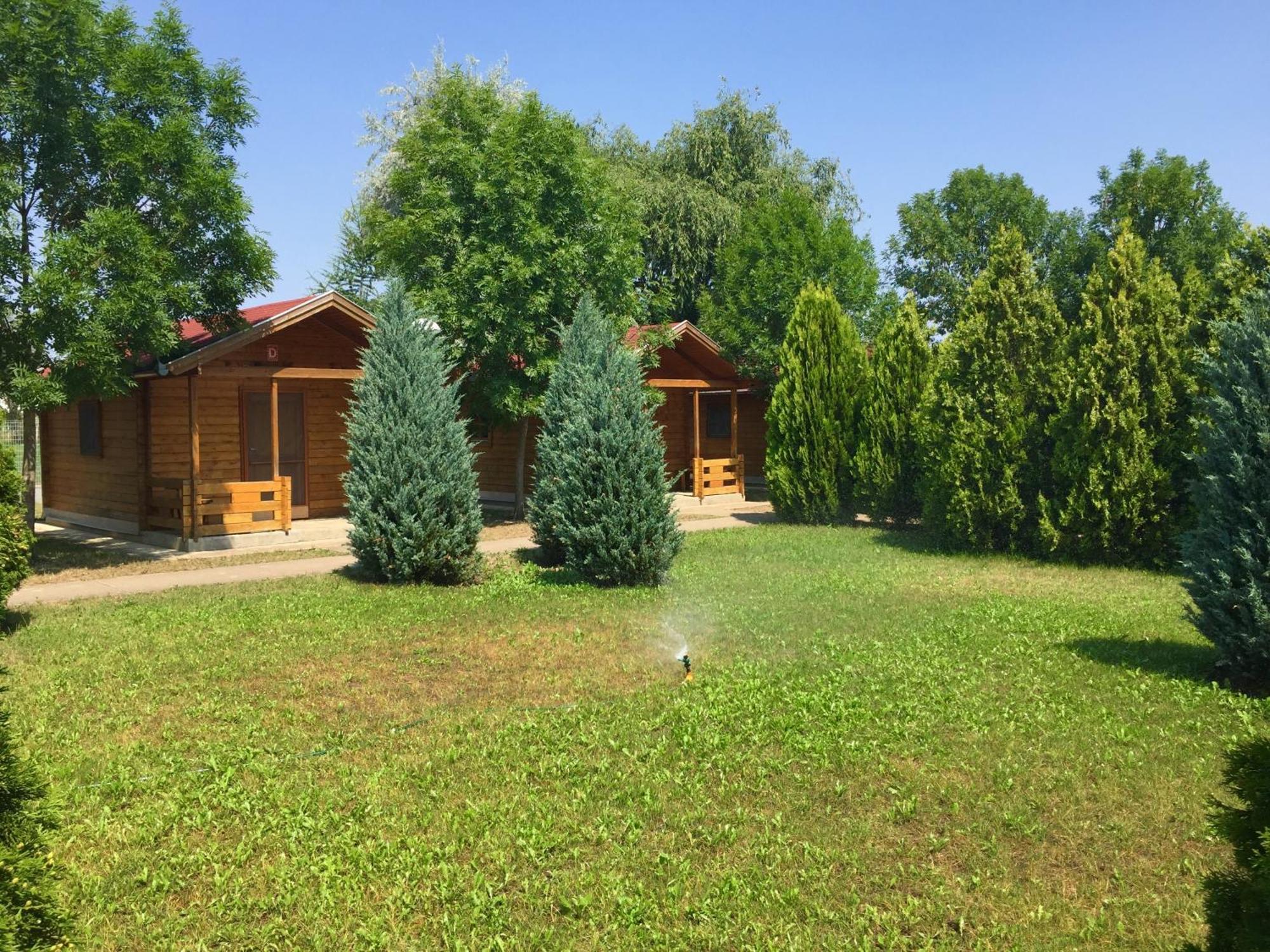 Akácliget Gyógy-és Strandfürdő Karcag Habitación foto